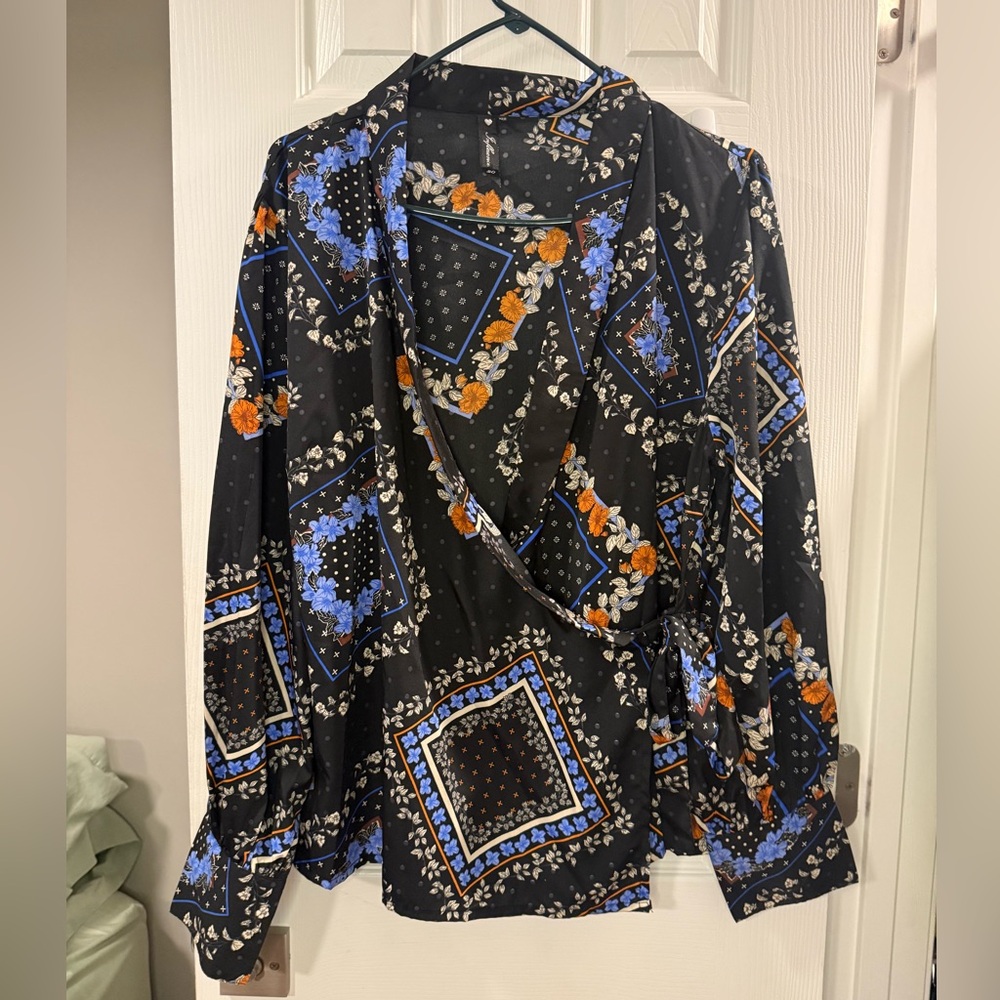 Floral Patterned Blouse with Blue and Orange Accents